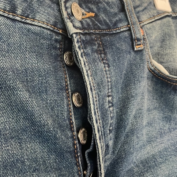 High Rise O.G. Straight denim shorts - Picture 2 of 3